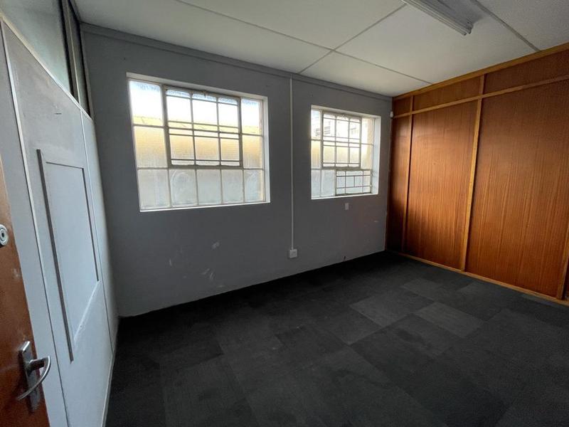 To Let commercial Property for Rent in Korsten Eastern Cape